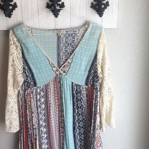 Bell sleeve lace detail dress